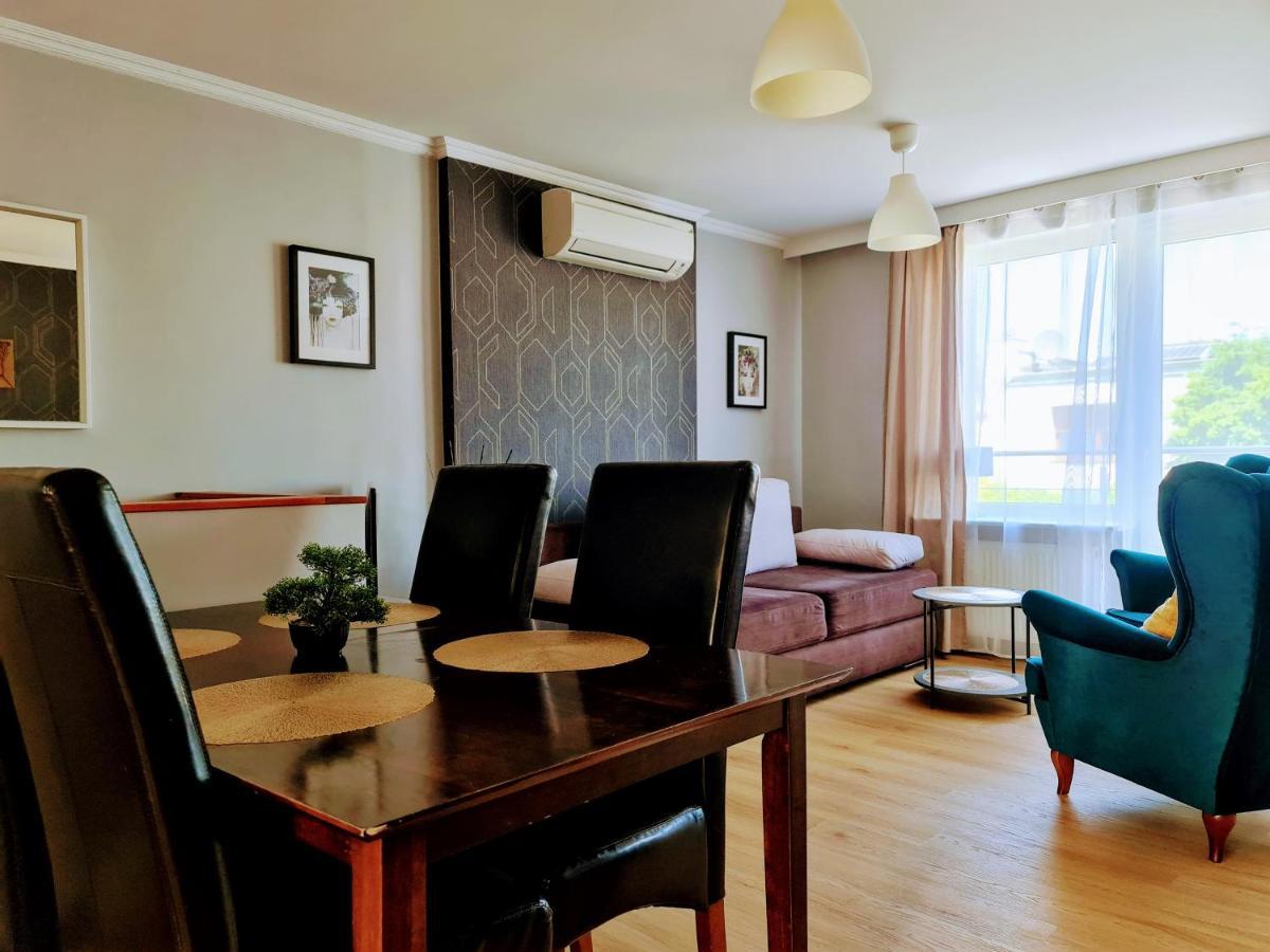 Complex Lägenhet Wrocław Exteriör bild